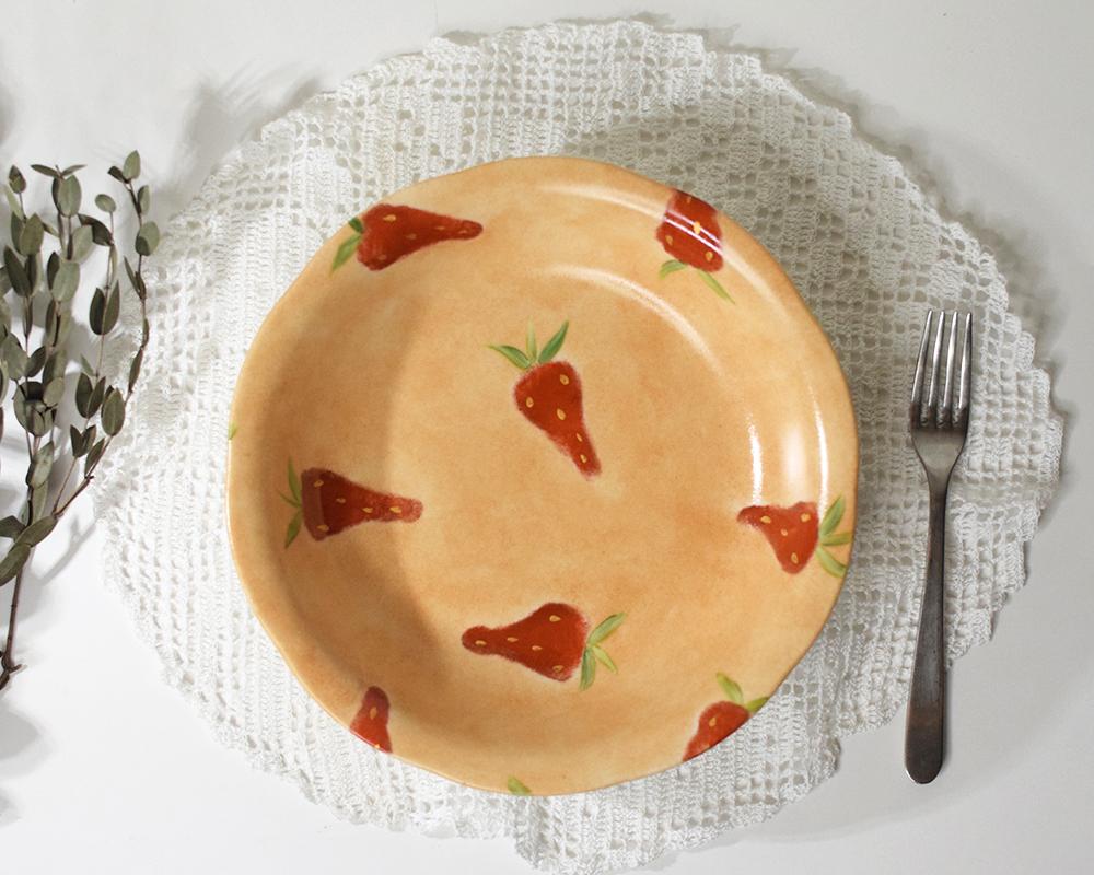 いちご×カスタード・フラワーボウル