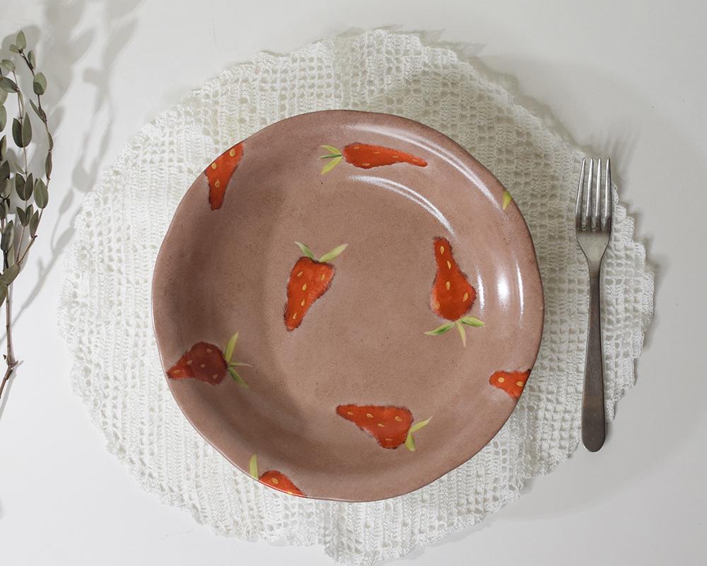 いちご×ブラウン・フラワーボウル