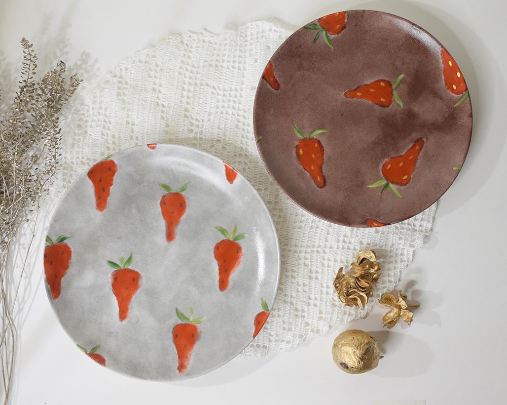 Newいちごのプレート19cm1枚目の画像