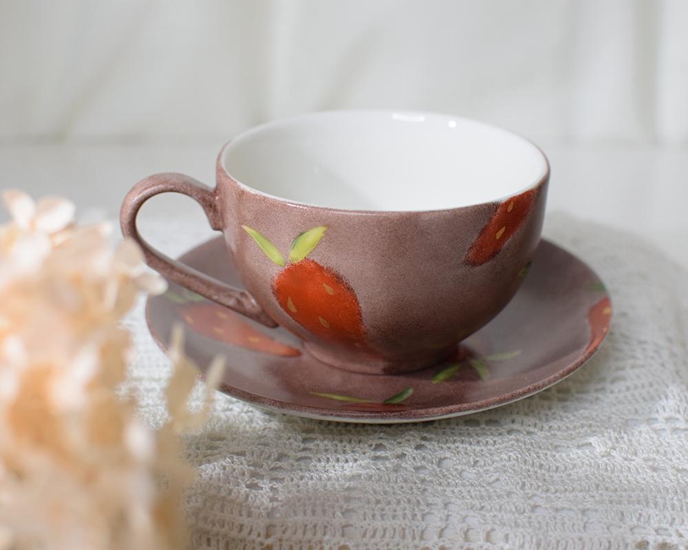 【限定品】いちご×ブラウンカップ＆プレートのセット | 2枚目