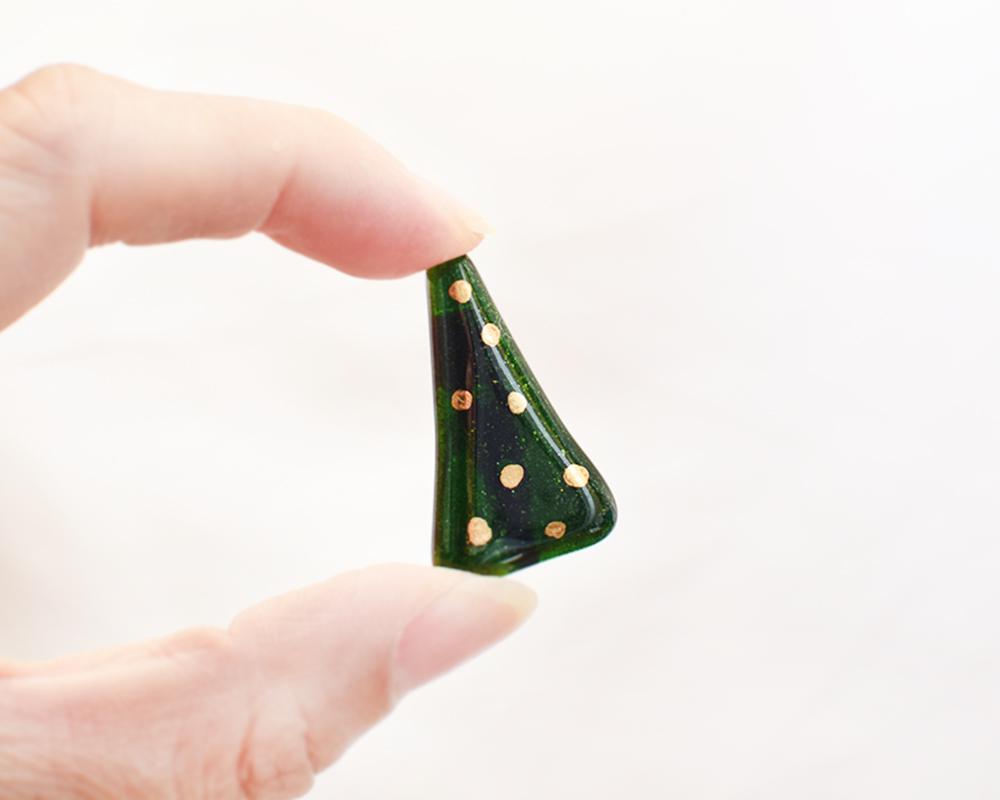 もみの木ガラスのブローチ（水玉） | 8枚目