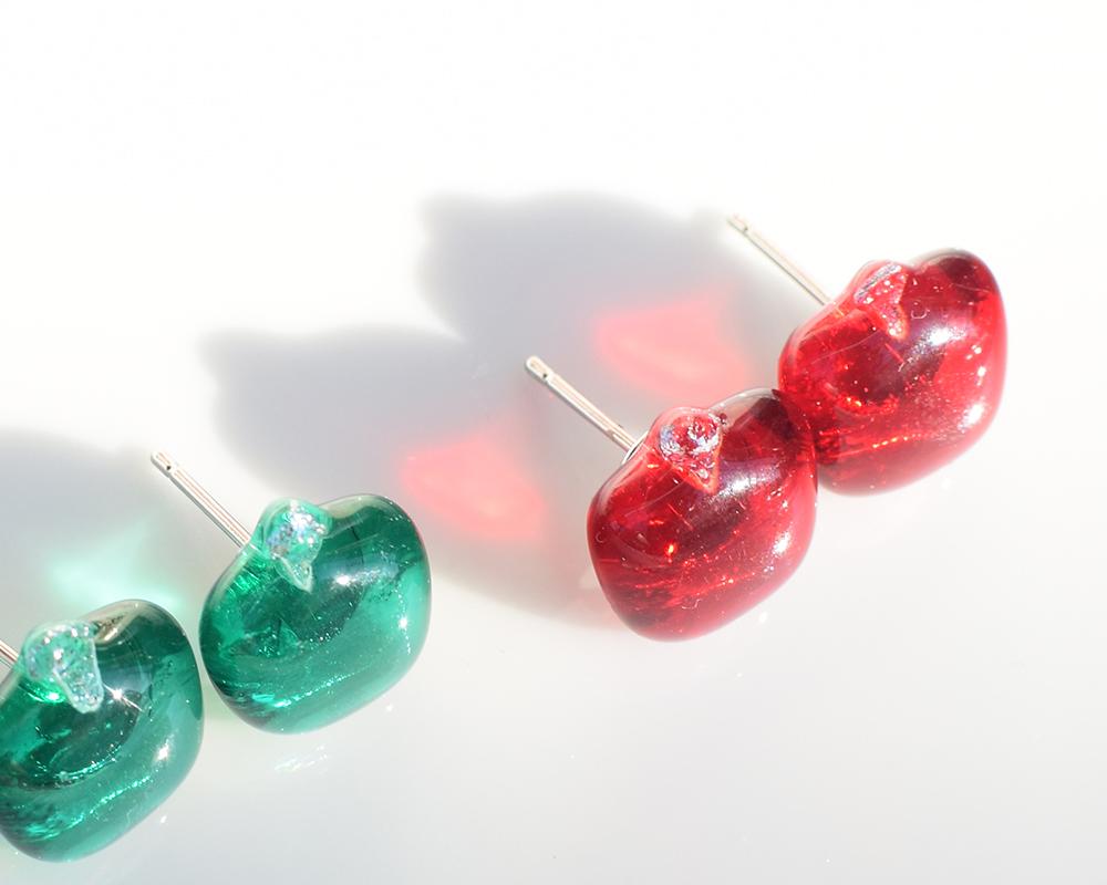ほんのり林檎なガラスピアス（赤／緑） | 9枚目