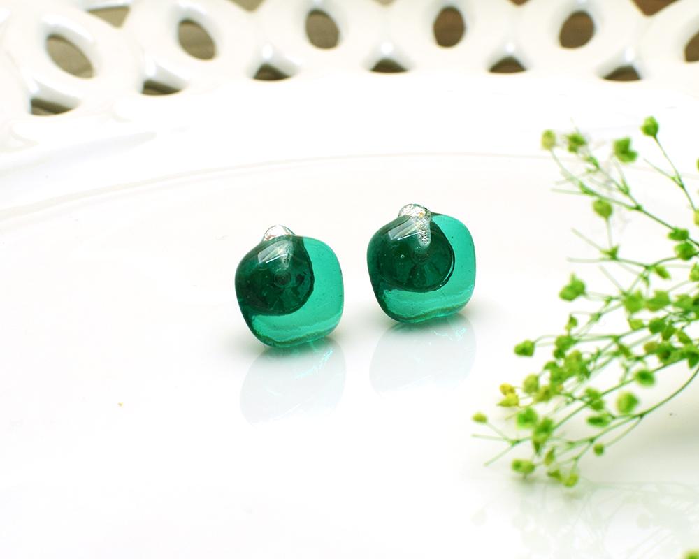ほんのり林檎なガラスピアス（赤／緑） | 17枚目