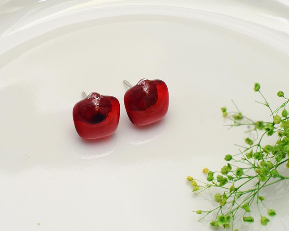 ほんのり林檎なガラスピアス（赤／緑） | 13枚目