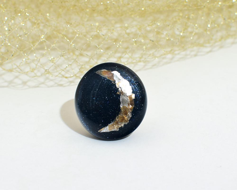 ガラスの帯留め三日月 | 2枚目