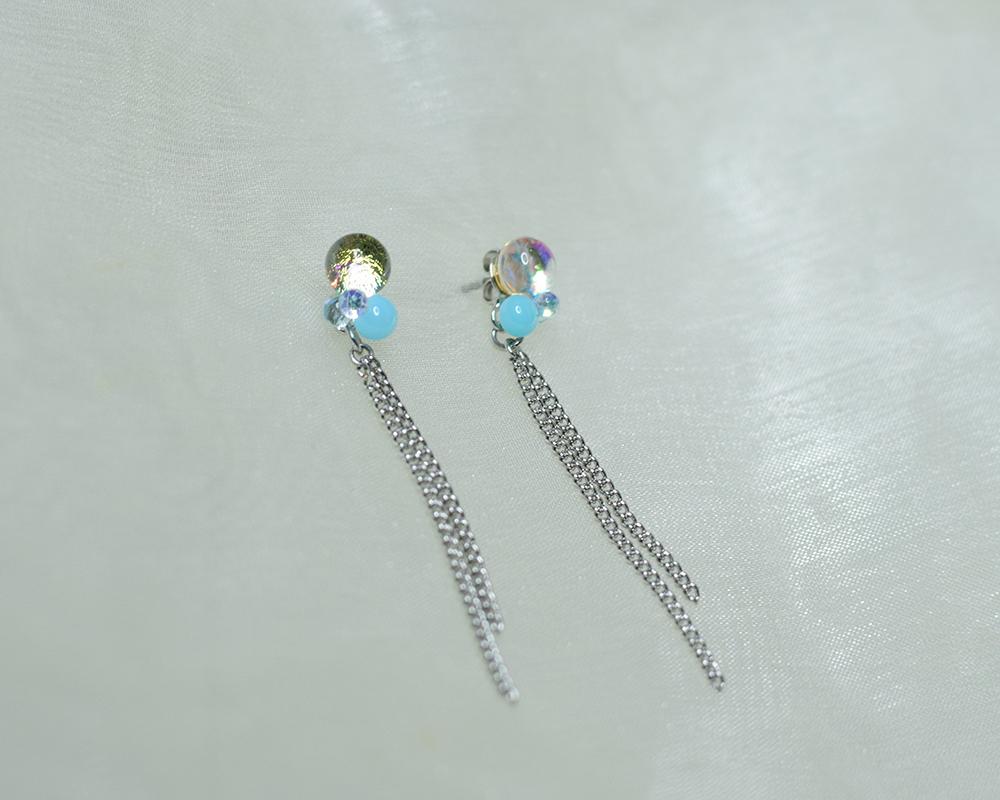 小さなガラス粒ピアス（ターコイズ） | 10枚目