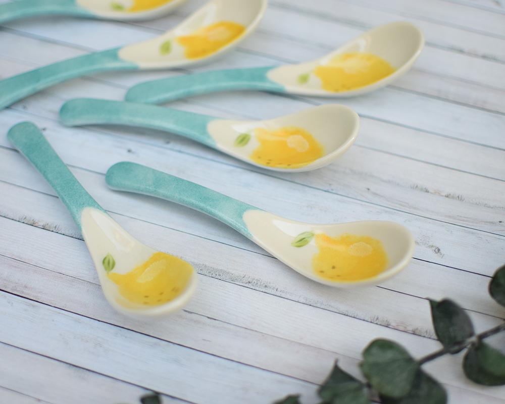レモン×ブルーのスプーン | 2枚目