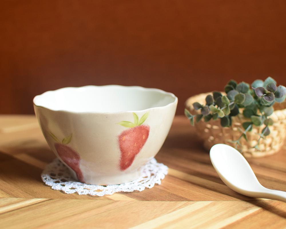いちご×ベージュのフラワーボウル | 2枚目