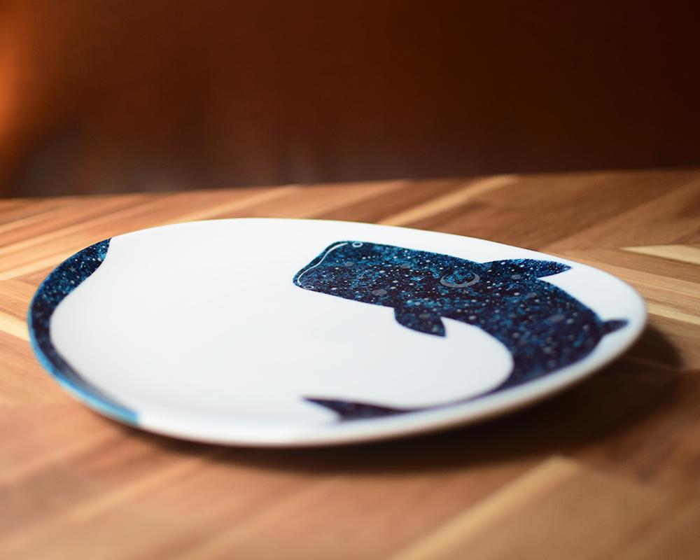 ジンベエザメ〜夜空と三日月楕円平皿（単品） | 10枚目