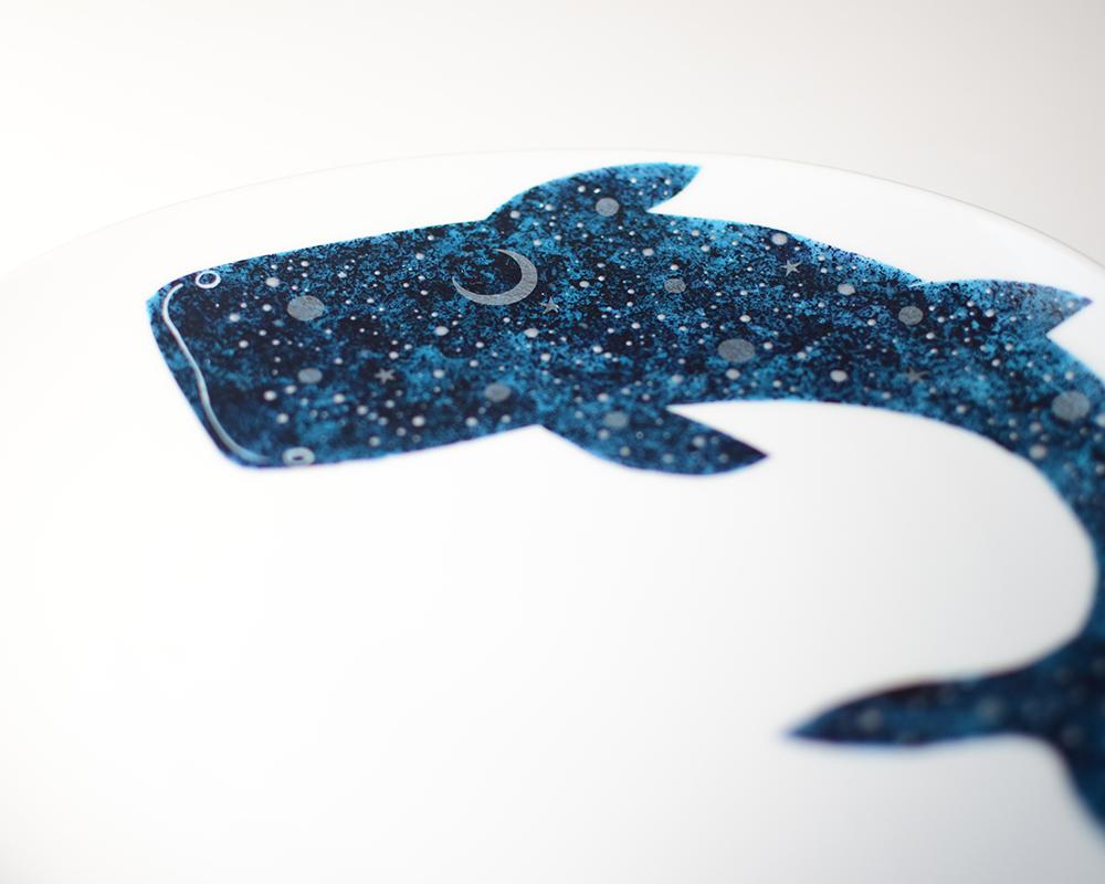 ジンベエザメ〜夜空と三日月楕円平皿（単品） | 5枚目