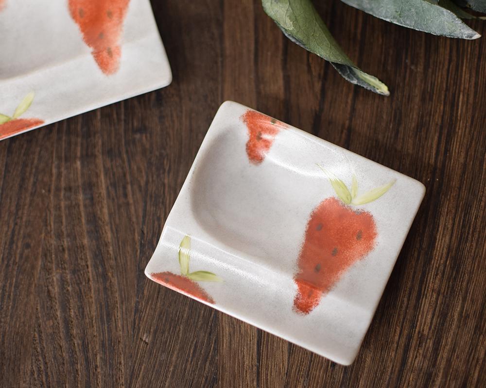 いちご×グレー★小皿付き箸置き（単品） | 2枚目