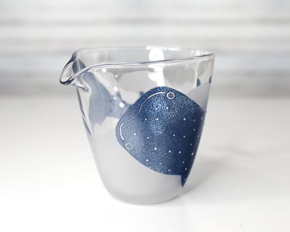 ジンベエザメの片口フリーカップガラス（単品） | 2枚目