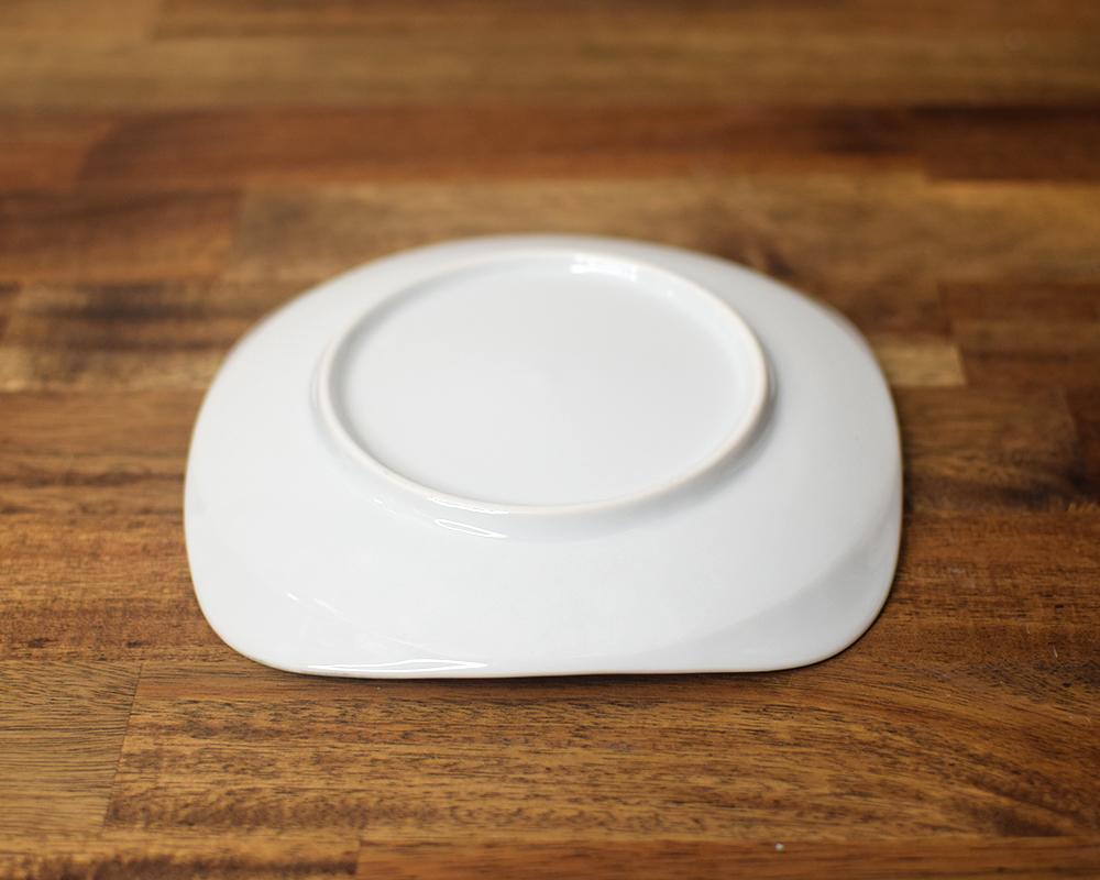 いちご×グレーの四角皿15㎝ | 10枚目