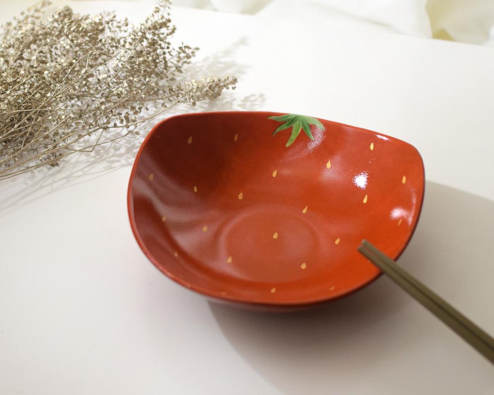 森のいちごの三角深ボウルL