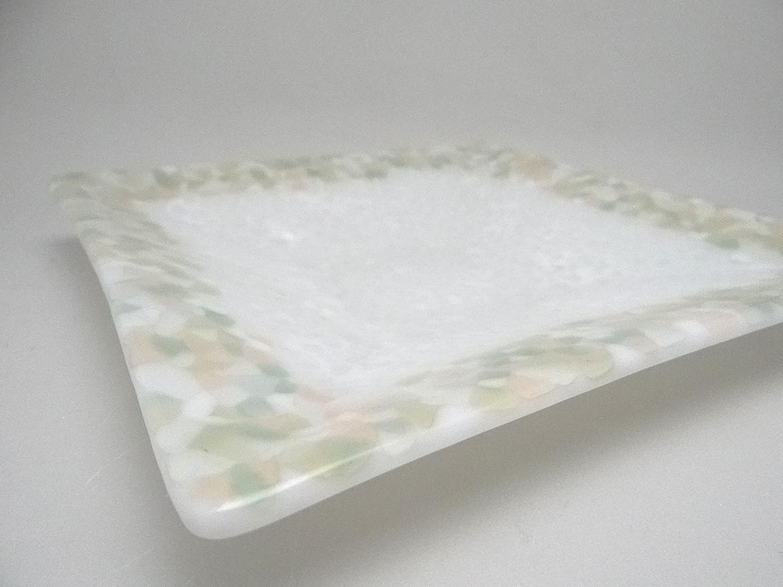 淡色モザイク・ガラスの角皿 | 8枚目